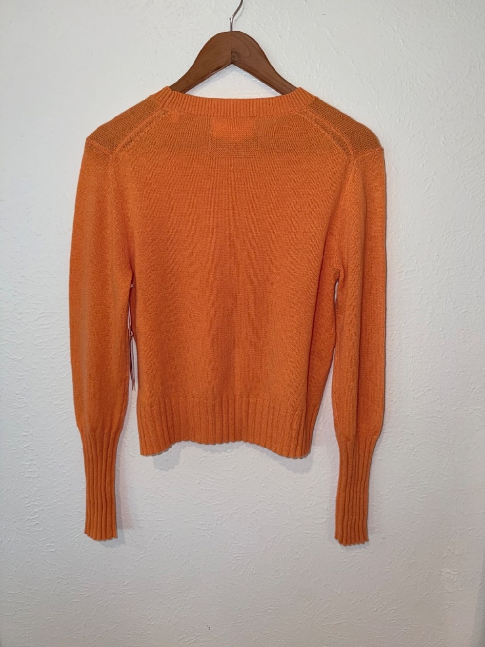 NWT Guest In Residence Shrunken Crew In Cashmere M - Picture 2 of 4